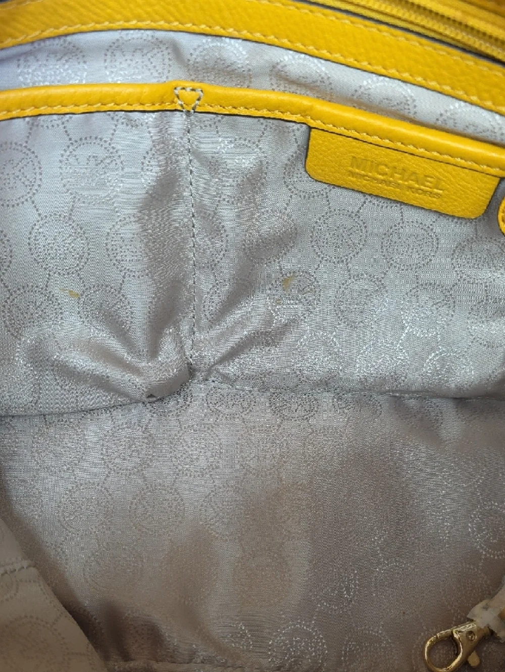 Michael Kors Bedford top zip pocket tote- vibrant yellow. - Picture 6 of 7